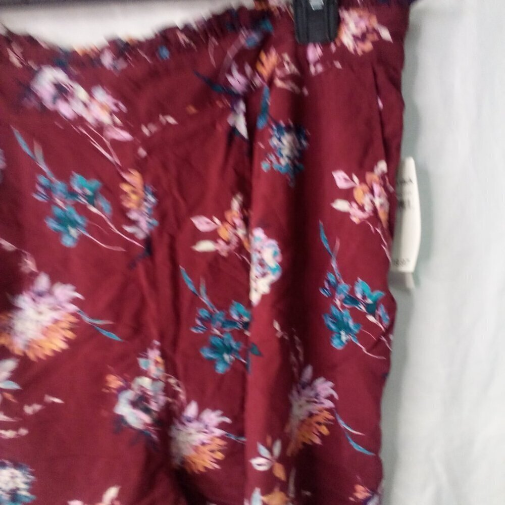Abound Shorts Women L Casual Pull On Pockets Floral Red Blue Orange - Picture 6 of 13